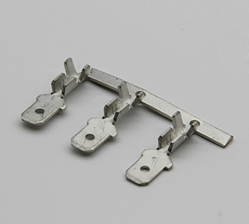 聯(lián)系我們-新盛娛樂(lè)游戲公司-13408888125-在線客服電話(huà)微信同步